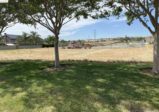 1st image of 0 Mountain View Dr, Brentwood, CA 94513 | MLS# 41118198