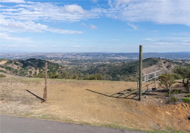 Photo 4 of Land for sale at 13730 Falcon, Atascadero, CA 93422 | MLS# SC25265479 | Listing updated on 2026-03-31