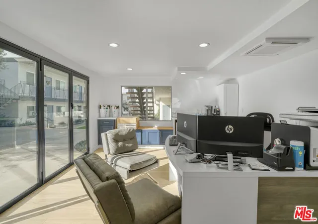 8th image of 23805 Arlington Ave, Torrance, CA 90501 | MLS# 25623009
