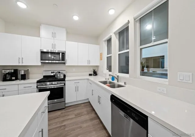 4th image of 5360 Calle Rockfish #32, San Diego, CA 92154 | MLS# 250044719SD