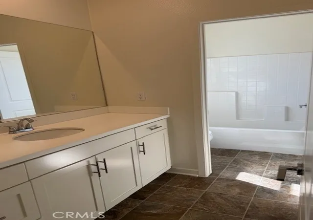 Listing Photo 5 - Condo for sale in building located at 35855 Landon Ln, Murrieta, CA 92562