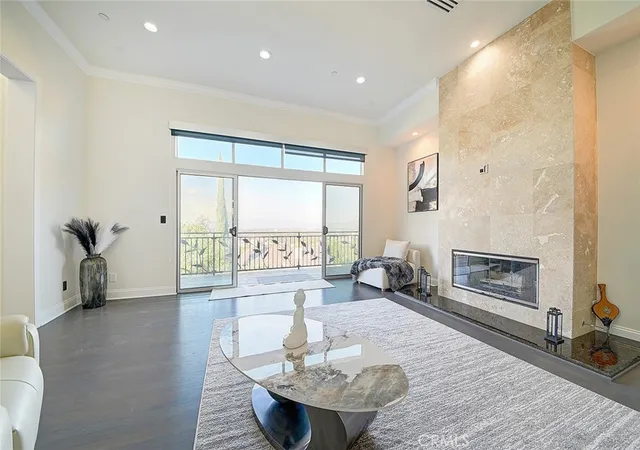 5th image of 3952 Oakfield Dr, Sherman Oaks, CA 91423 | MLS# SR25265269