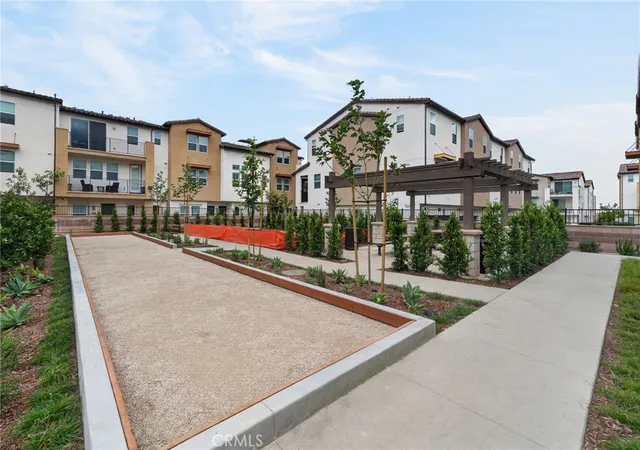 10th image of 428 Lemonade Pl Pl, Covina, CA 91723 | MLS# OC25266952