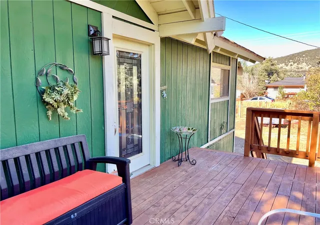 3rd image of 1117 Snowline Dr, Frazier Park, CA 93225 | MLS# SR25267169
