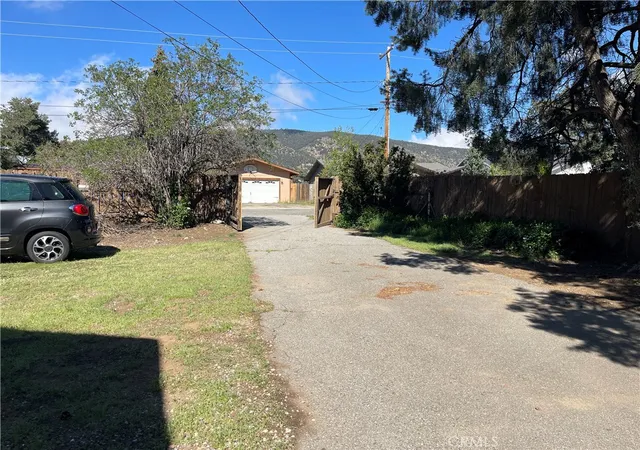 5th image of 1117 Snowline Dr, Frazier Park, CA 93225 | MLS# SR25267169