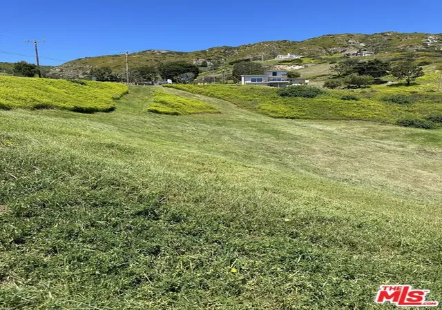 Photo 3 of Land for sale at 4620 Via Vienta, Malibu, CA 90265 | MLS# 25623217 | Listing updated on 2026-09-30