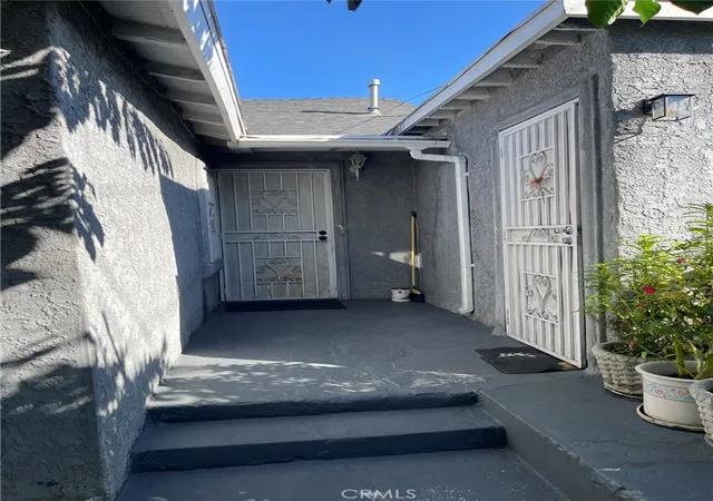 1st image of 9536 Compton, Los Angeles, CA 90002 | MLS# DW25267533