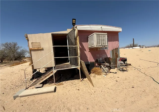 Homes for sale in Newberry Springs, CA | 41455 Coventry, Newberry Springs, CA 92365 | MLS# SW25267626