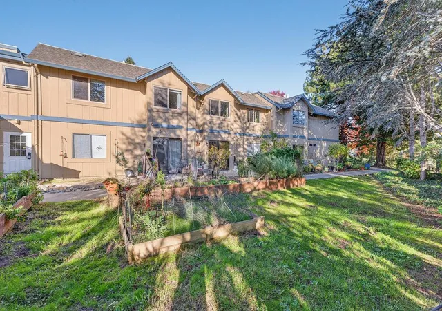 22nd image of 121 Vista Prieta, Santa Cruz, CA 95062 | MLS# ML82028420