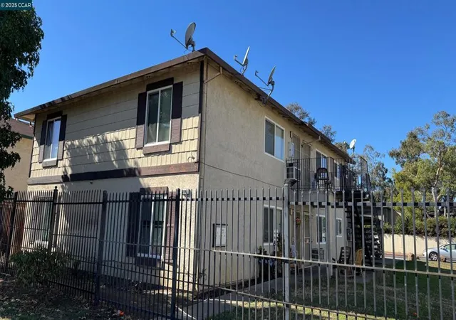 4th image of 2208 Spanos St, Antioch, CA 94509 | MLS# 41118377