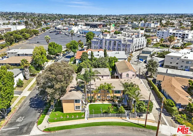 3rd image of 7028 Alvern St, Los Angeles, CA 90045 | MLS# 25623635