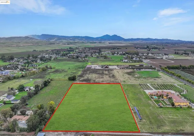 Homes for sale in Byron, CA | 3590 Byer Rd, Byron, CA 94514 | MLS# 41118408