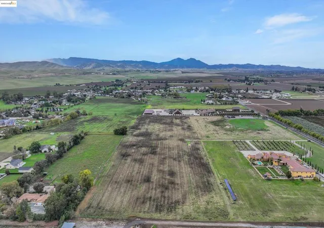 Homes for sale in Byron, CA | 3590 Byer Rd, Byron, CA 94514 | MLS# 41118408