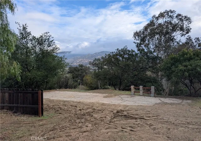 Photo 1 of Land for sale at 1087 Loma Ln, Simi Valley, CA 93063 | MLS# SR25265547 | Listing updated on 2026-09-28