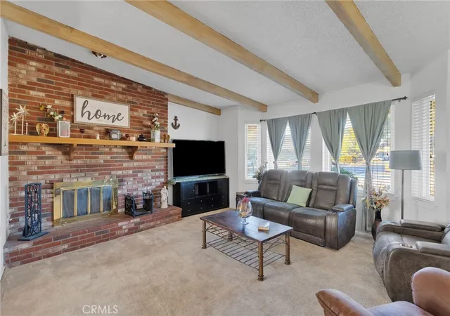 Photo 3 of Sale Pending at 13167 Olathe Rd, Apple Valley, CA 92308 | MLS# HD25266622 | Listing updated on 2026-08-04