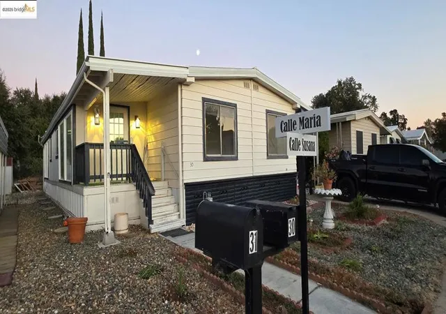 Photo 1 of Manufactured home for sale at 30 Calle Susana, Elk Grove, CA 95624 | MLS# 41118429 | Listing updated on 2026-05-23