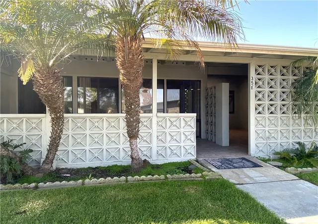 1st image of 13265 Del Monte Dr, M12 35e, Seal Beach, CA 90740 | MLS# PW25268627