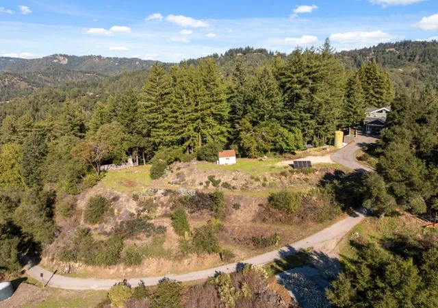 Homes for sale in Boulder Creek, CA | 18060 Moonrise Rd, Boulder Creek, CA 95006 | MLS# ML82028532