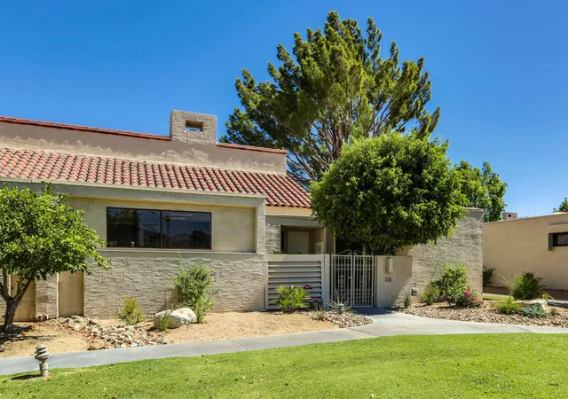 2nd image of 136 Desert West Dr, Rancho Mirage, CA 92270 | MLS# 219139425PS