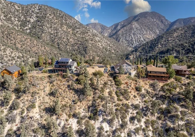 Photo 2 of Land for sale at 14812 Ward, Pine Mountain Club, CA 93222 | MLS# SR25268784 | Listing updated on 2026-07-08