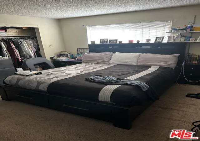 Photo 3 of Sale Pending at 7316 10th Avenue, Los Angeles, CA 90043 | MLS# 25624369 | Listing updated on 2026-10-05