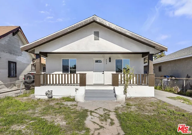 3rd image of 337 E 60Th St, Los Angeles, CA 90003 | MLS# 25624591