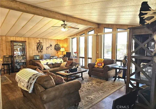 Photo 3 of Manufactured home for sale at 5001 W Florida #706, Hemet, CA 92545 | MLS# SW25268748 | Listing updated on 2026-06-27