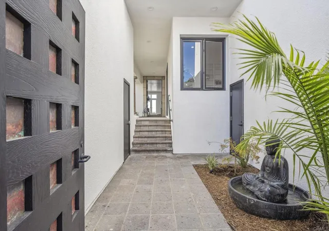 4th image of 1716 Ocean Front, Del Mar, CA 92014 | MLS# NDP2511194