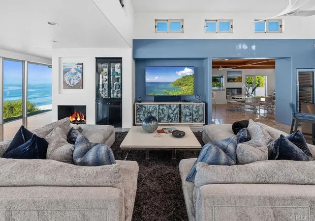 3rd image of 806 4Th St, Encinitas, CA 92024 | MLS# NDP2511196