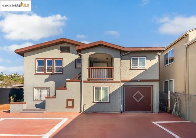 1st image of 8016 Macarthur Blvd, Oakland, CA 94605 | MLS# 41118514