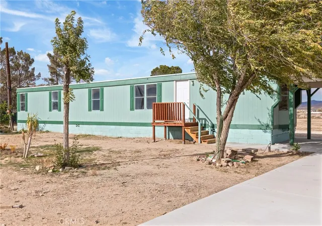 Homes for sale in Rosamond, CA | 6173 Holiday, Rosamond, CA 93560 | MLS# SR25268777