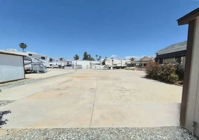Photo 3 of Sale Pending at 1295 S Cawston Ave, Hemet, CA 92545 | MLS# SW25269725 | Listing updated on 2026-10-06