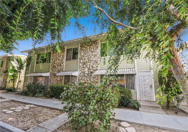 Homes for sale in Long Beach, CA | 939 E Appleton St #25, Long Beach, CA 90802 | MLS# PW25269969