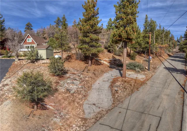 Photo 1 of Land for sale at 1115 Fawnskin Dr, Fawnskin, CA 92333 | MLS# IG25270054 | Listing updated on 2026-05-14
