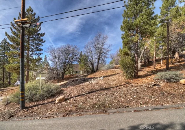 Photo 3 of Land for sale at 1115 Fawnskin Dr, Fawnskin, CA 92333 | MLS# IG25270054 | Listing updated on 2026-05-14