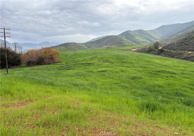 2nd image of 2700 Mill Creek Rd, Mentone, CA 92359 | MLS# IG25249537