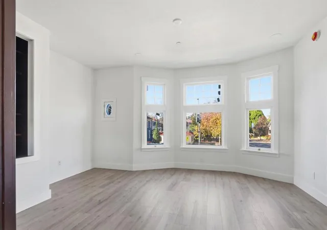 1st image of 140 E Reed St #4, San Jose, CA 95112 | MLS# ML82028733