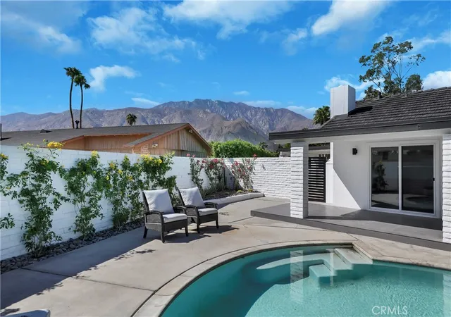 Photo 3 of Single family home for sale at 2480 N Aurora Dr, Palm Springs, CA 92262 | MLS# IG25269978 | Listing updated on 2026-10-10
