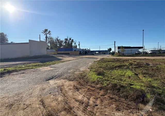 3rd image of 21802 Linda Ct, Moreno Valley, CA 92553 | MLS# SW25270413