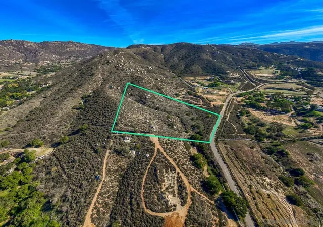 1st image of 0 Stallion Oaks Rd, El Cajon, CA 92019 | MLS# 250045188SD