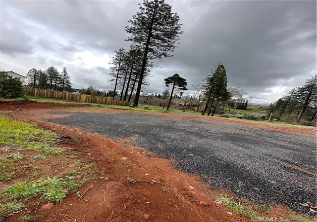 8th image of 1934 Hillpark Ln, Paradise, CA 95969 | MLS# OR25271091