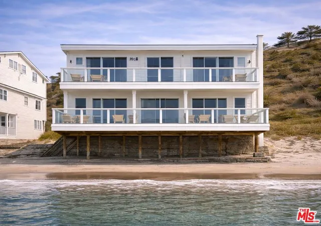 Photo 1 of Land for sale at 20048 Pacific Coast Hwy, Malibu, CA 90265 | MLS# 25626091 | Listing updated on 2026-10-27