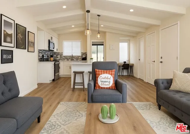 3rd image of 9204 Rowell Ave, Chatsworth, CA 91311 | MLS# 25625841