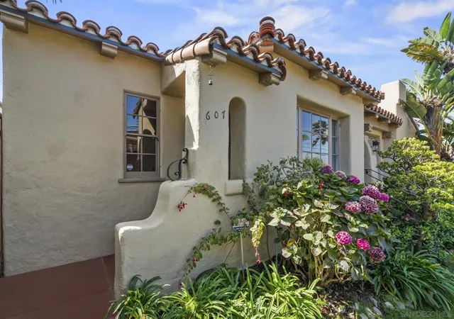 5th image of 607 Arenas, La Jolla, CA 92037 | MLS# 250045287SD