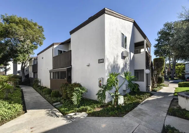 2nd image of 1385 Caminito Gabaldon #A, San Diego, CA 92108 | MLS# 250045290SD