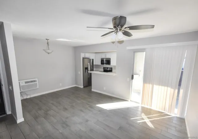 4th image of 1385 Caminito Gabaldon, San Diego, CA 92108