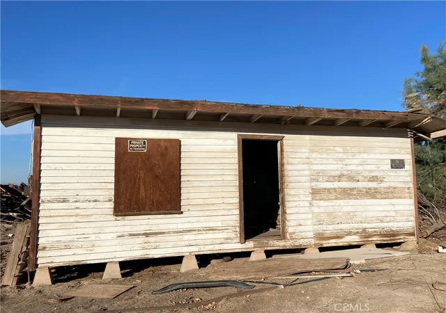 Photo 3 of Single family home for sale at 1896 E & 1890 Underwood, Holtville, CA 92250 | MLS# SB25267824 | Listing updated on 2026-05-22