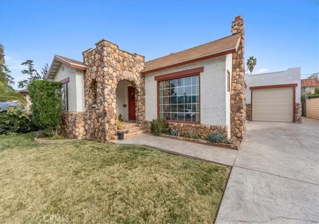 3rd image of 750 Palm Ave, Beaumont, CA 92223 | MLS# IG25272082