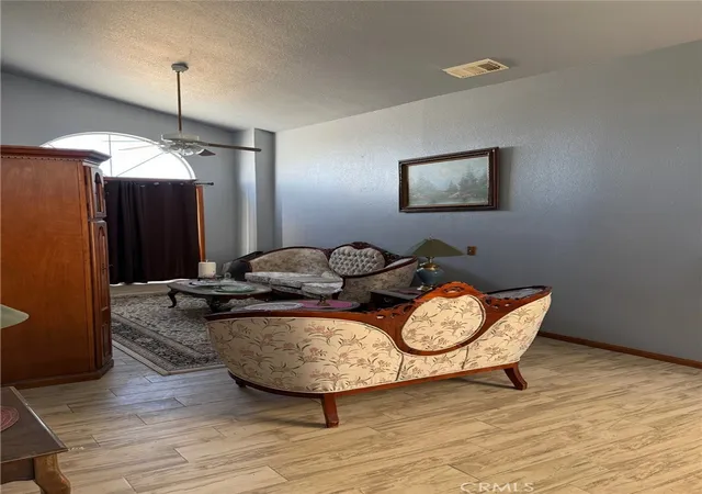 5th image of 26795 Stirrup Lane, Helendale, CA 92342 | MLS# HD25272265