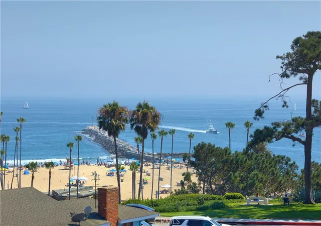2nd image of 2800 Ocean Blvd, Corona Del Mar, CA 92625 | MLS# NP25272402